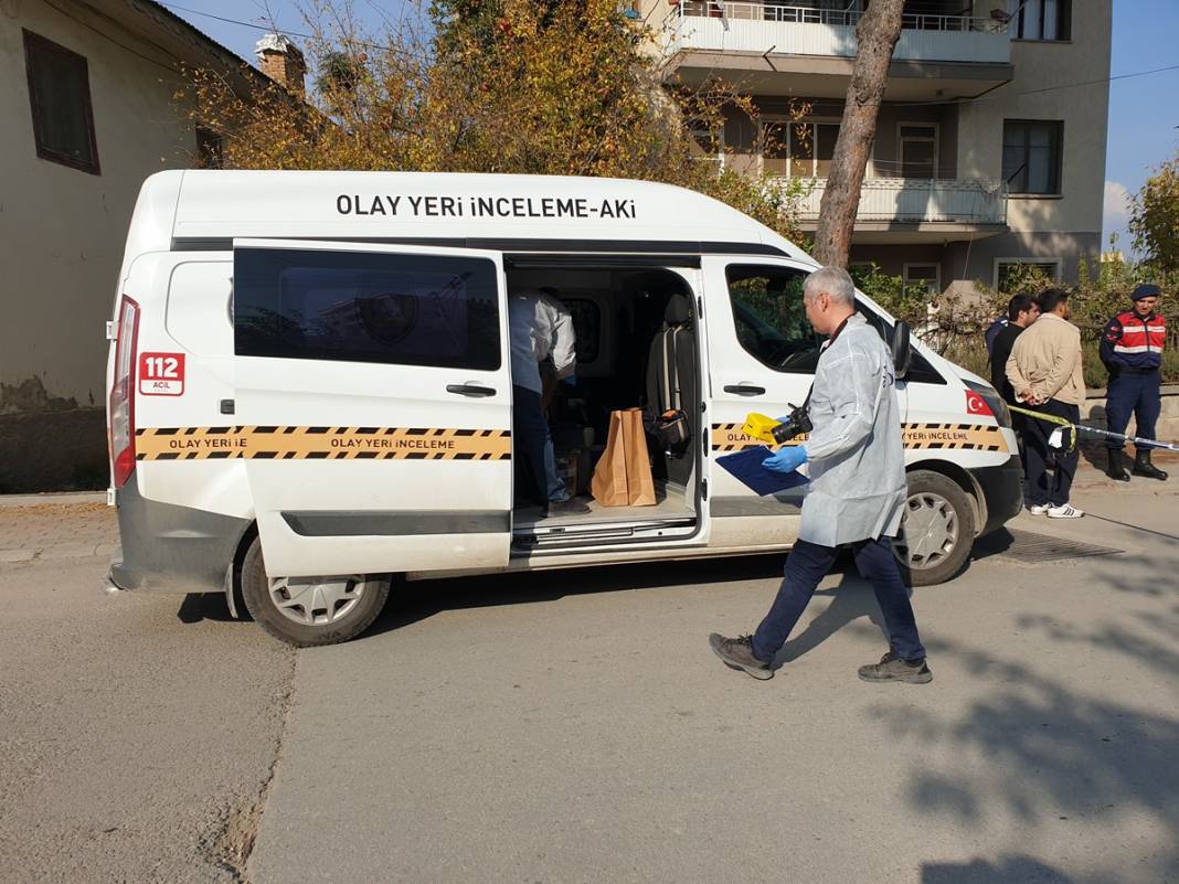 Uzman çavuş ,tartıştığı kişiyi beylik tabancasıyla vurarak öldürdü 4